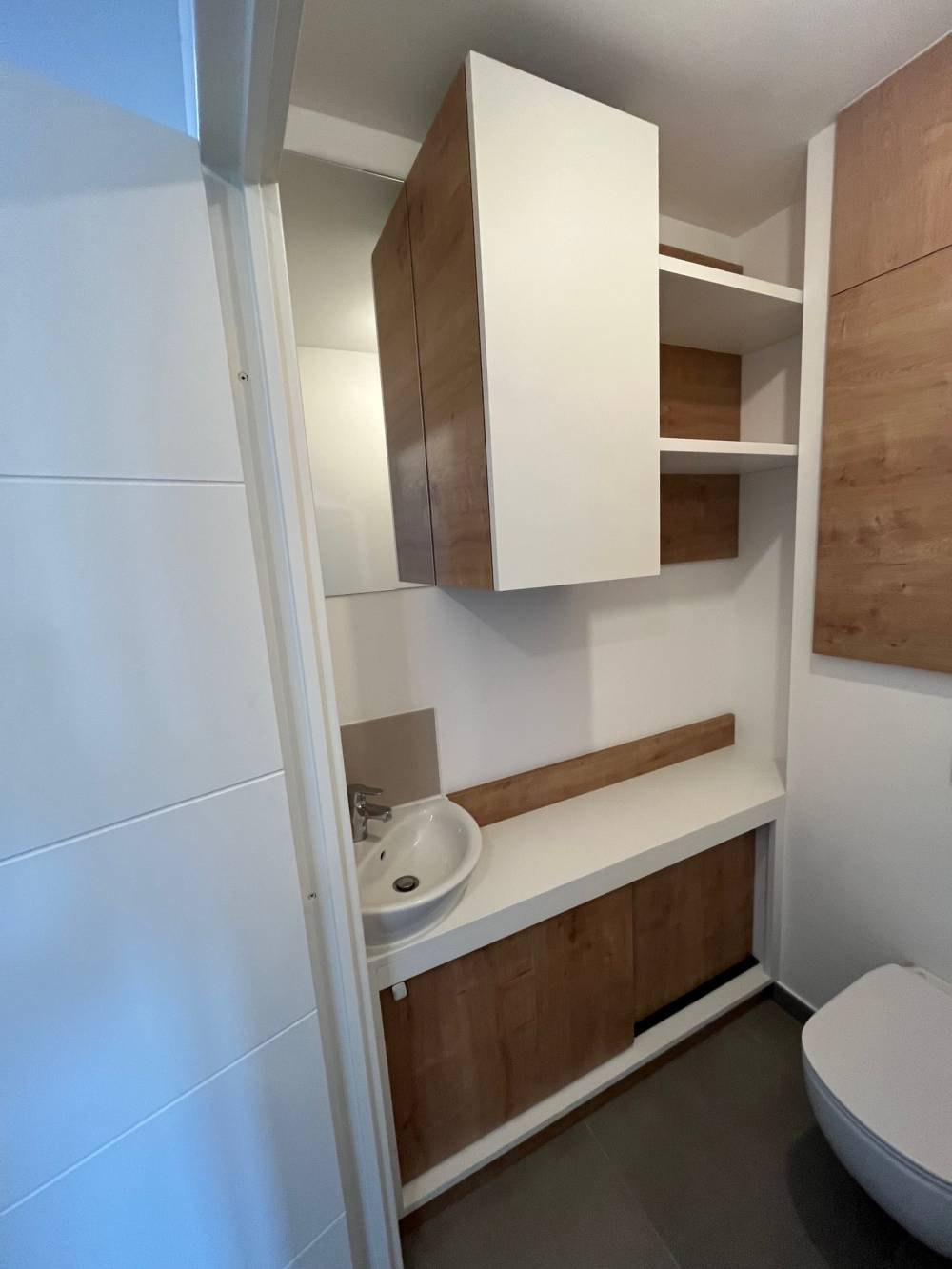 DECO 24